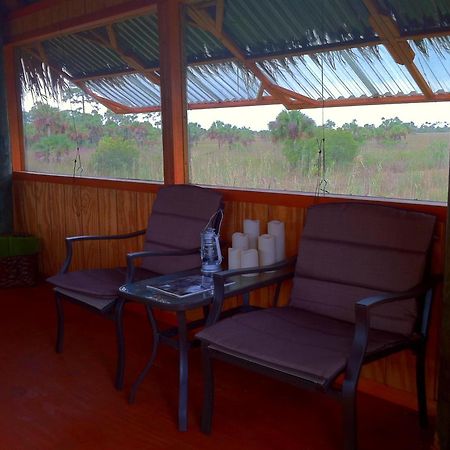 Everglades Chickee Cottage & Bungalow - Ochopee Eksteriør billede